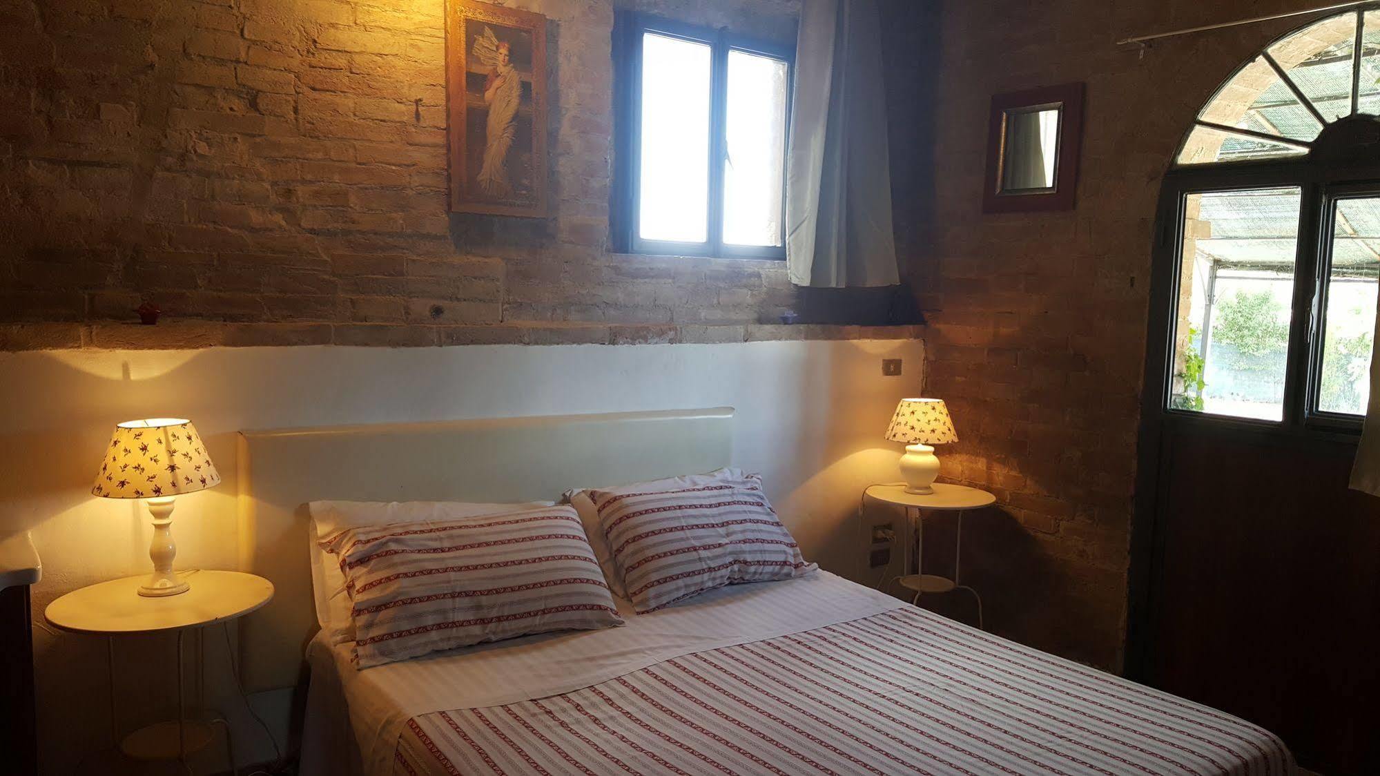 Casa Vacanze Fornace Buonconvento Exterior foto
